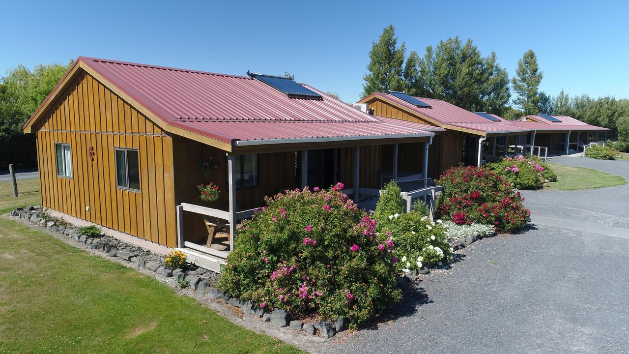 Longbourne Lodge Motel Mosgiel Extérieur photo
