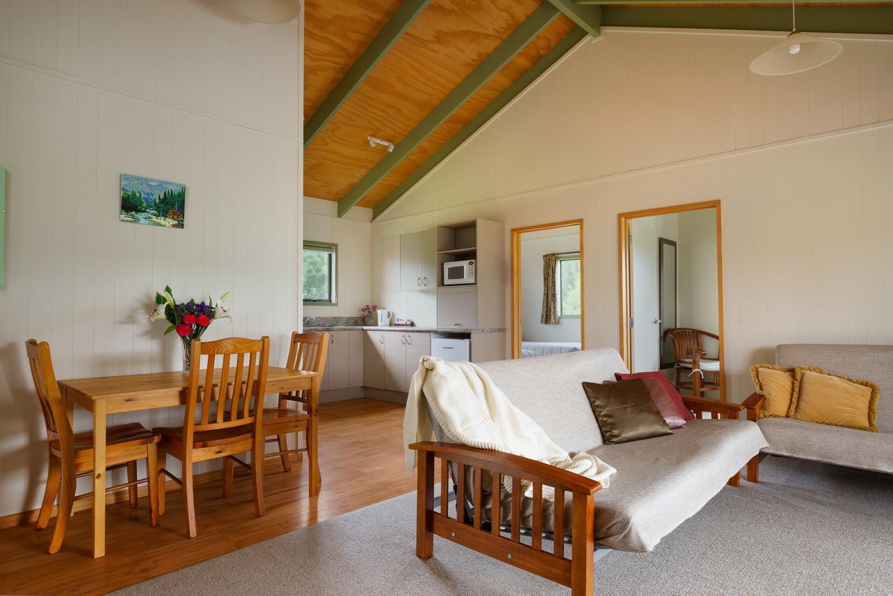 Longbourne Lodge Motel Mosgiel Extérieur photo