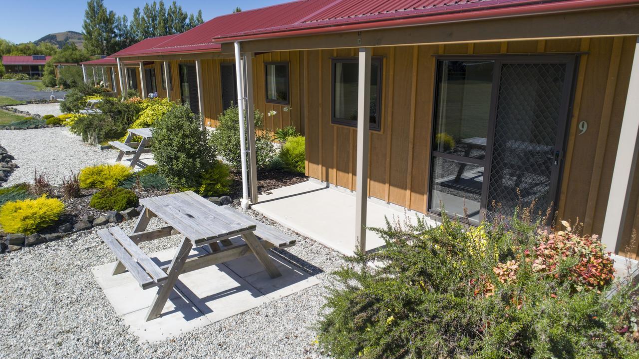 Longbourne Lodge Motel Mosgiel Extérieur photo