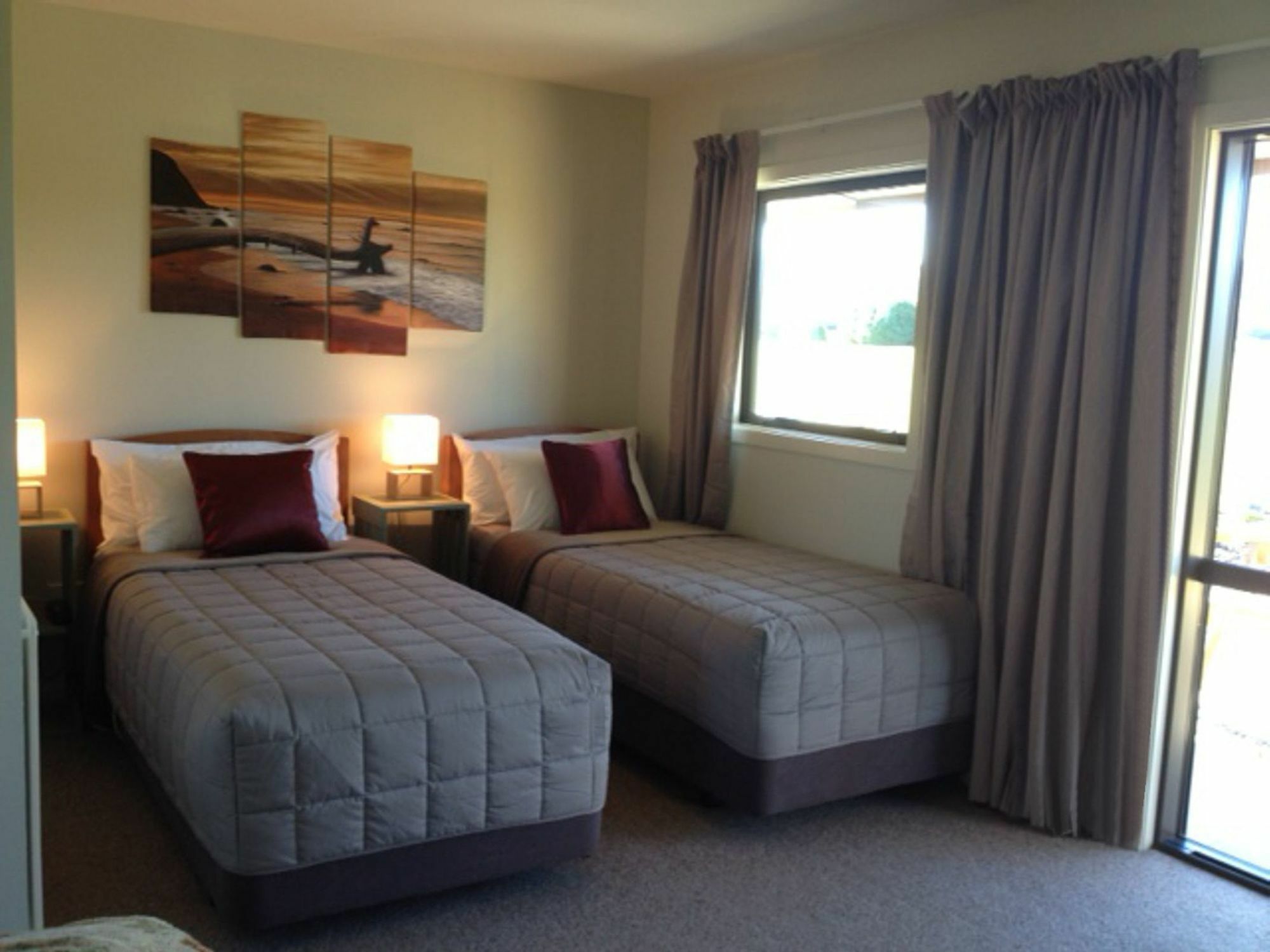 Longbourne Lodge Motel Mosgiel Extérieur photo